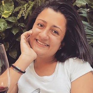 Meet your Posher, Lorena